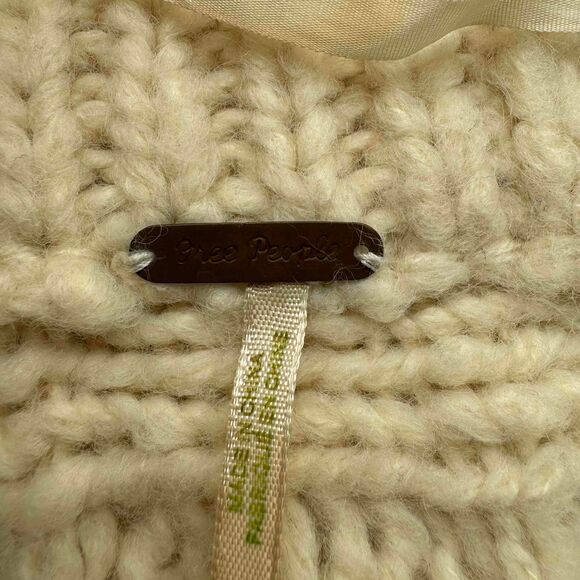 Free People Short Sleeve Cardigan Women XS Chunky Cable Knit Long Bohemian Retro - Picture 14 of 16